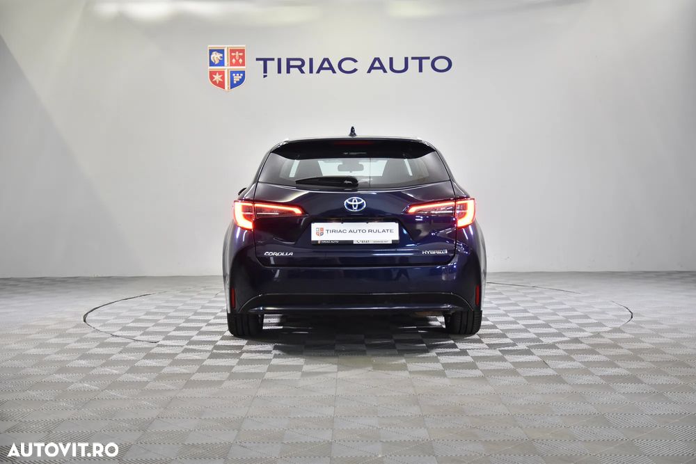 Toyota Corolla 1.8 HSD Business - 5