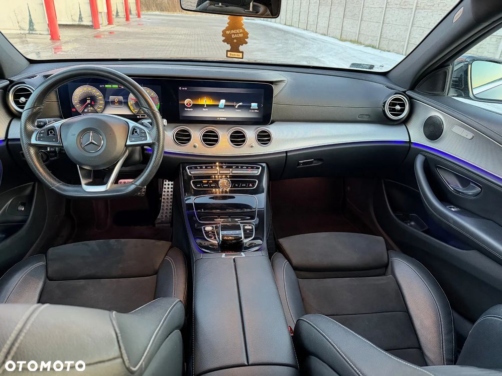 Mercedes-Benz Klasa E - 9