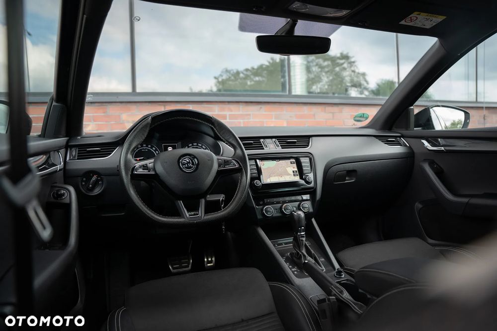 Skoda Octavia 2.0 TDI (Green tec) DSG RS - 29