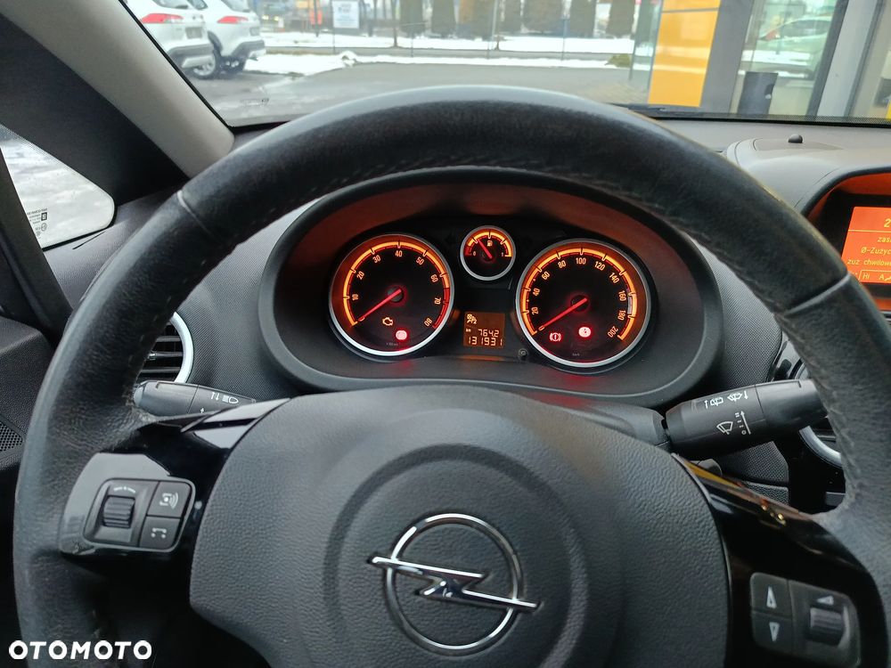 Opel Corsa 1.4 16V Cosmo - 15