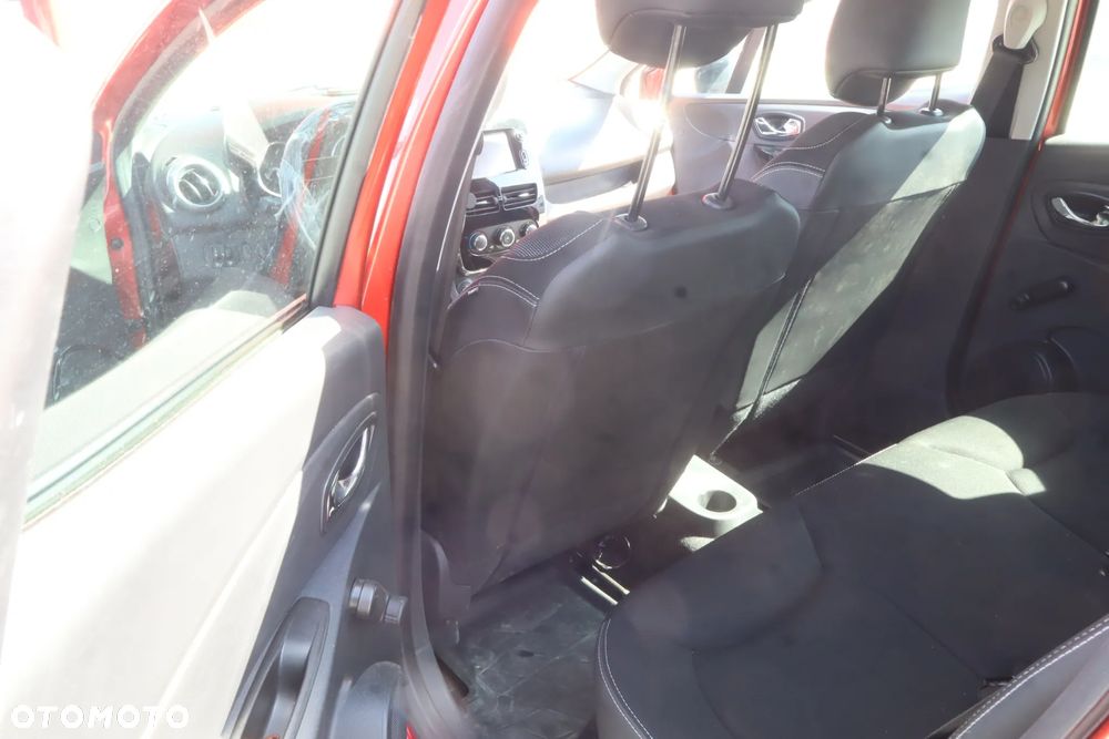 Renault Clio 1.2 16V Techno Feel - 17