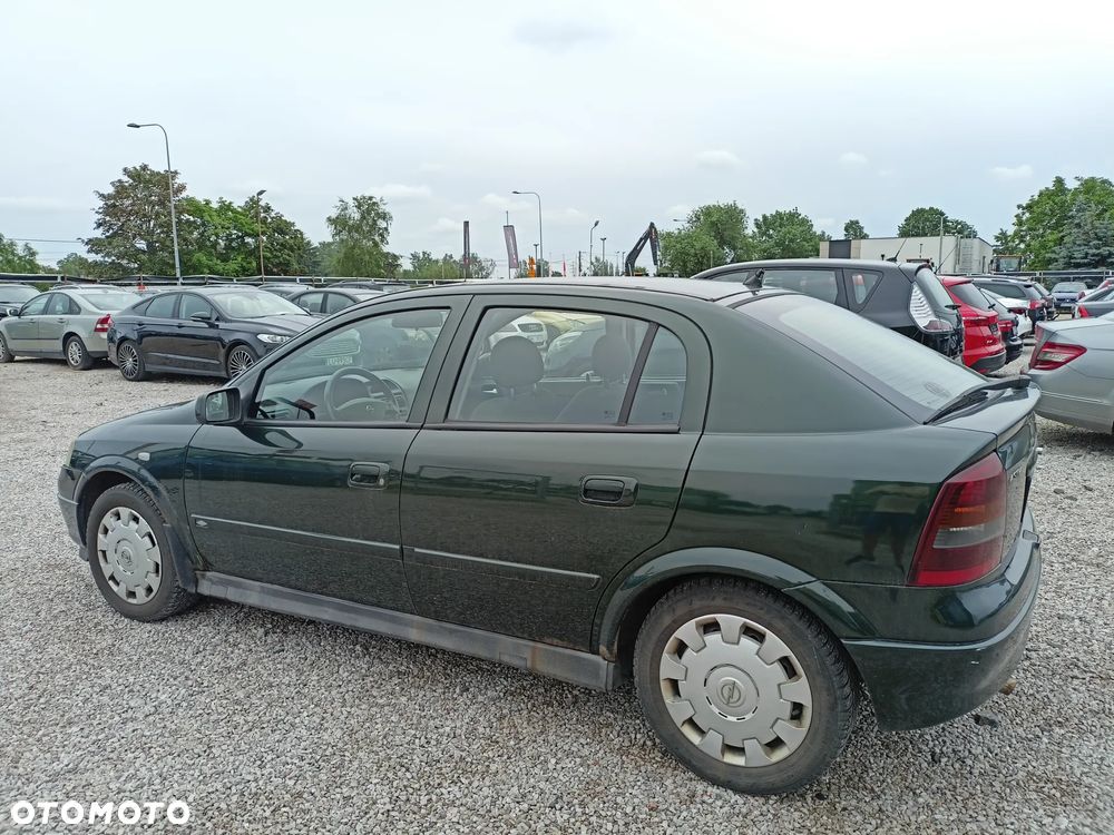 Opel Astra - 3