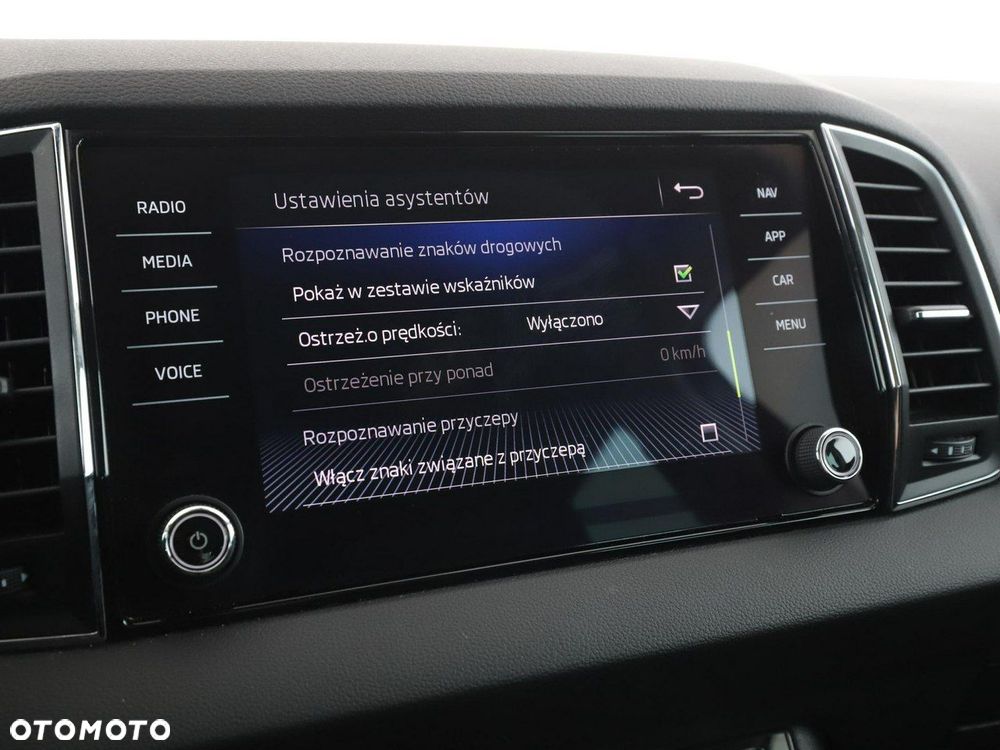 Skoda Karoq 1.6 TDI SCR DSG Style - 28