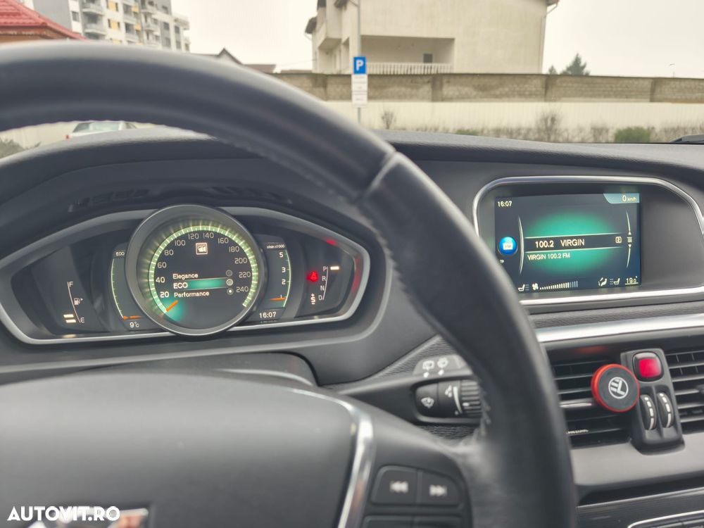 Volvo V40 D3 Aut. Inscription - 22