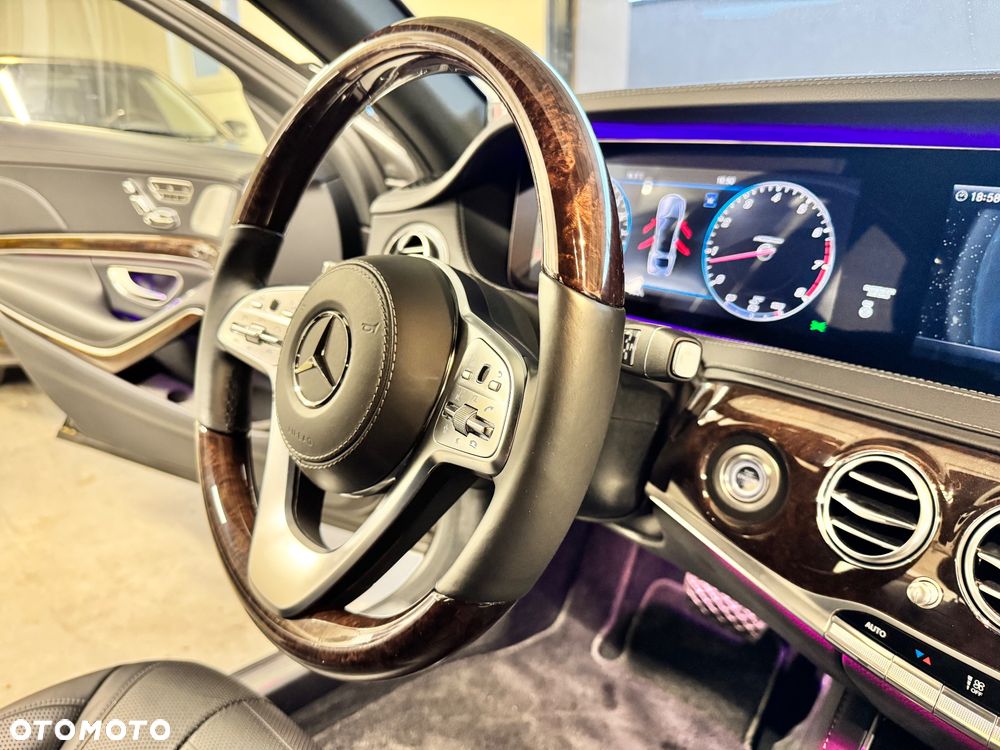 Mercedes-Benz Klasa S 560 L 4Matic 9G-TRONIC - 37