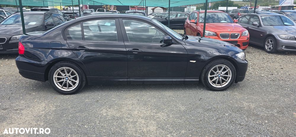 BMW Seria 3 320d - 17