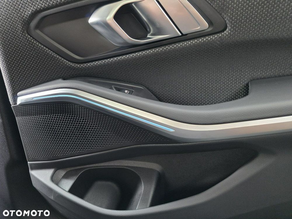 BMW Seria 3 318i Advantage sport - 12