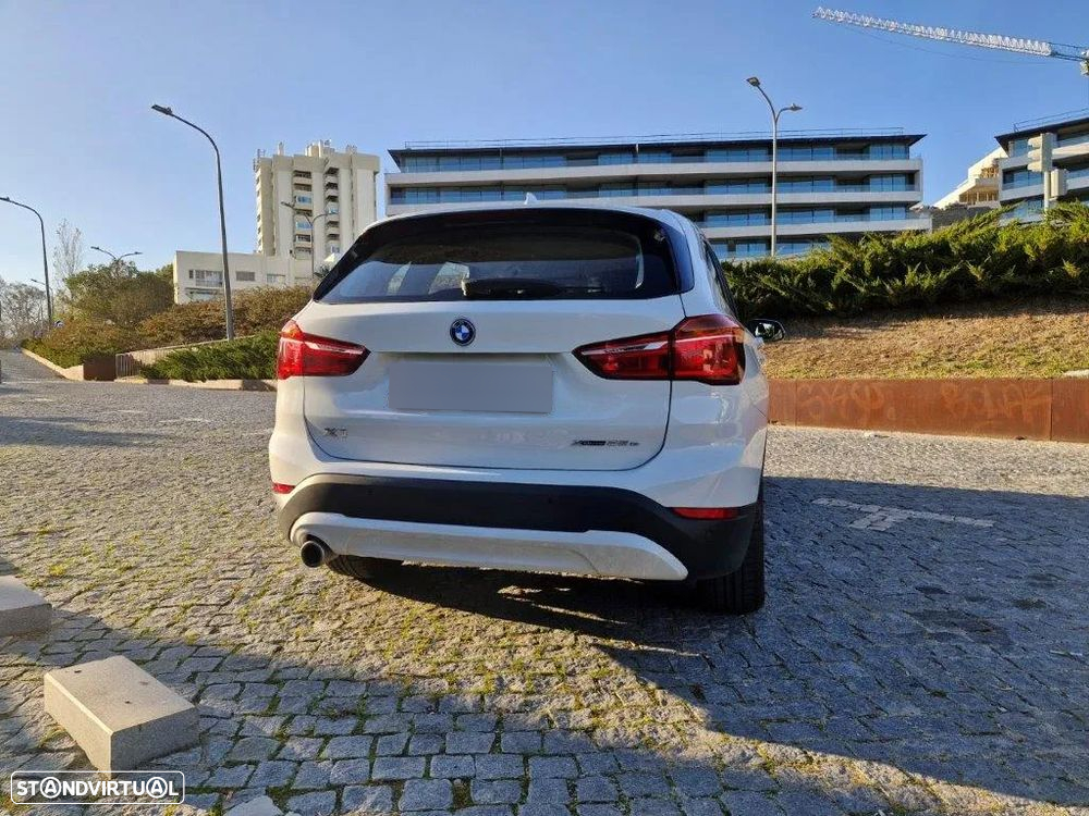 BMW X1 25 e xDrive - 11
