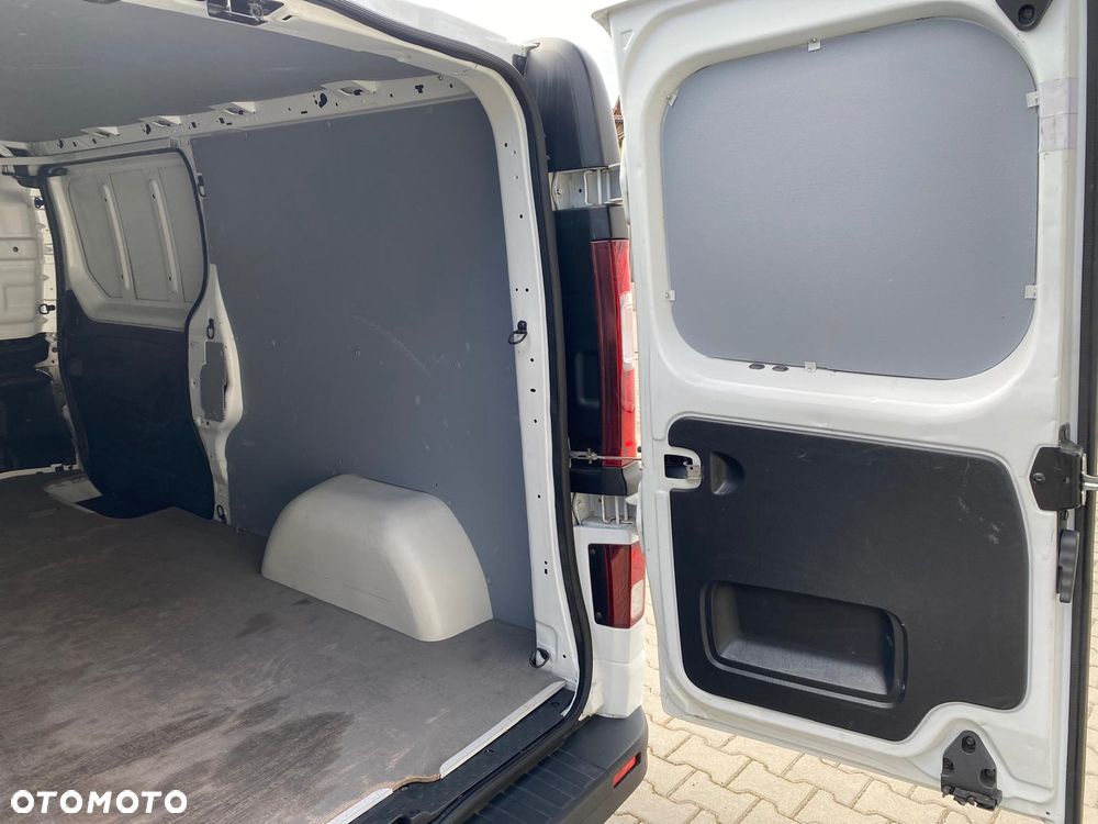 Opel VIVARO - 29