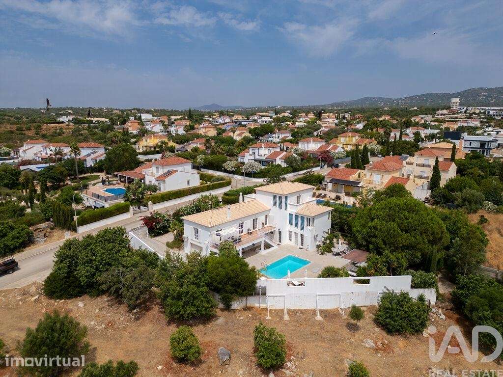 Casa / Villa T4 em Quelfes de 249 m2 - Grande imagem: 4/39