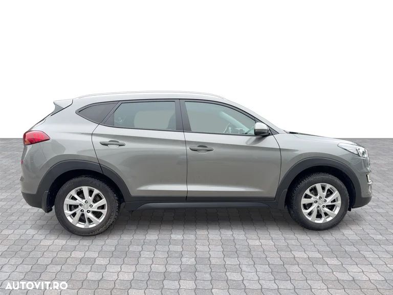 Hyundai Tucson 1.6 GDI 2WD 6MT Style - 8