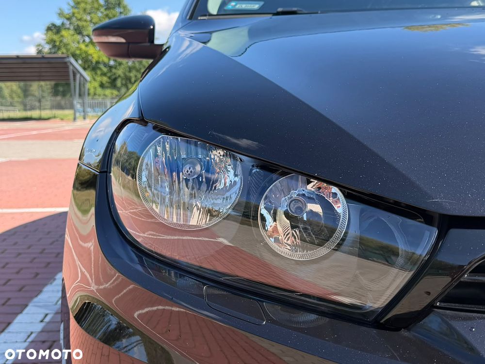 Volkswagen Scirocco 2.0 TDI - 3