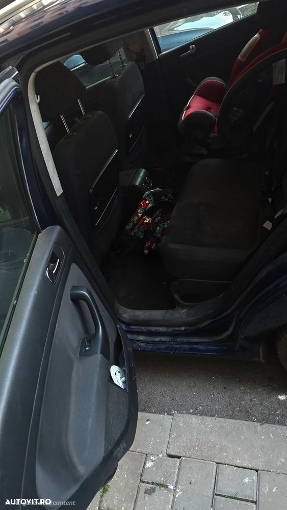 Volkswagen Golf Plus 2.0 TDI Highline - 8