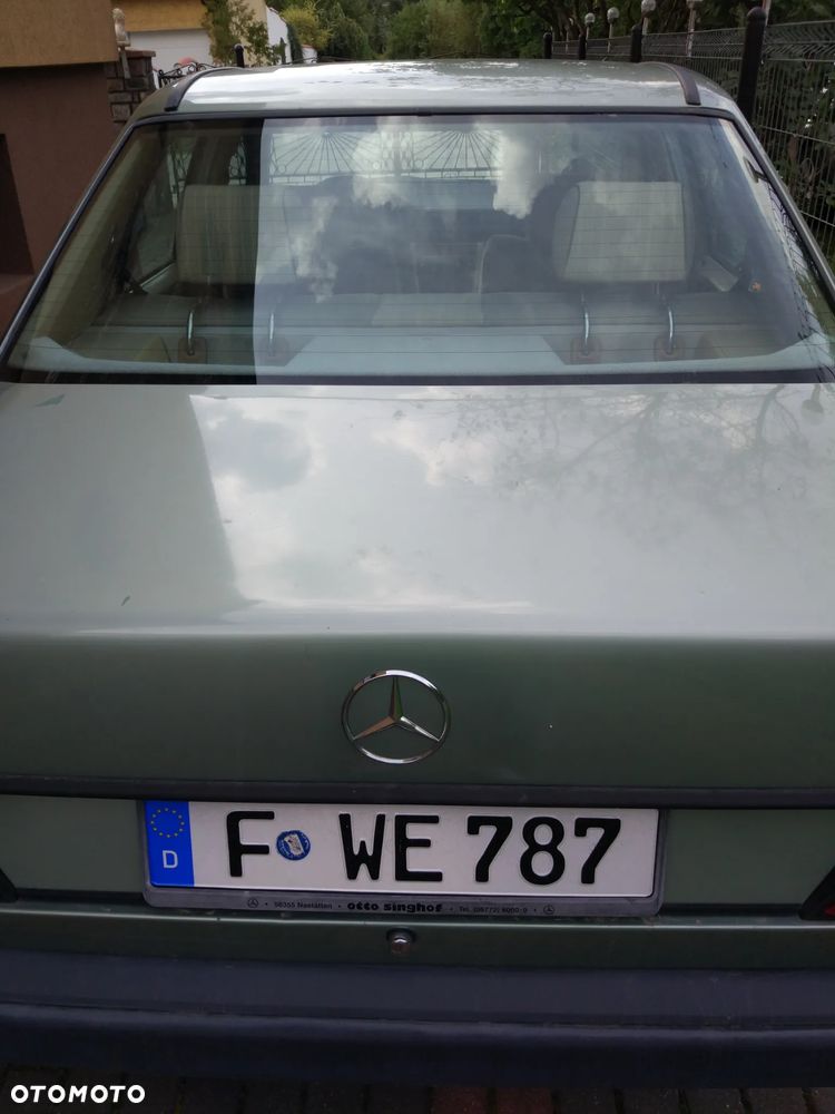 Mercedes-Benz W124 (1984-1993) - 2