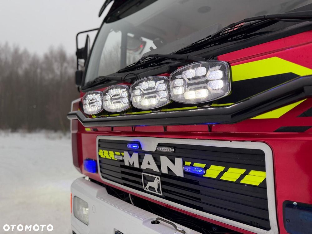 MAN Straż pożarna, Pojazd pożarniczy, Wóz strażacki, MAN L80 średni GBA 4x4 CNBOP, wyciągarka, 3000l wody, reduktor, blokady, mosty - 23