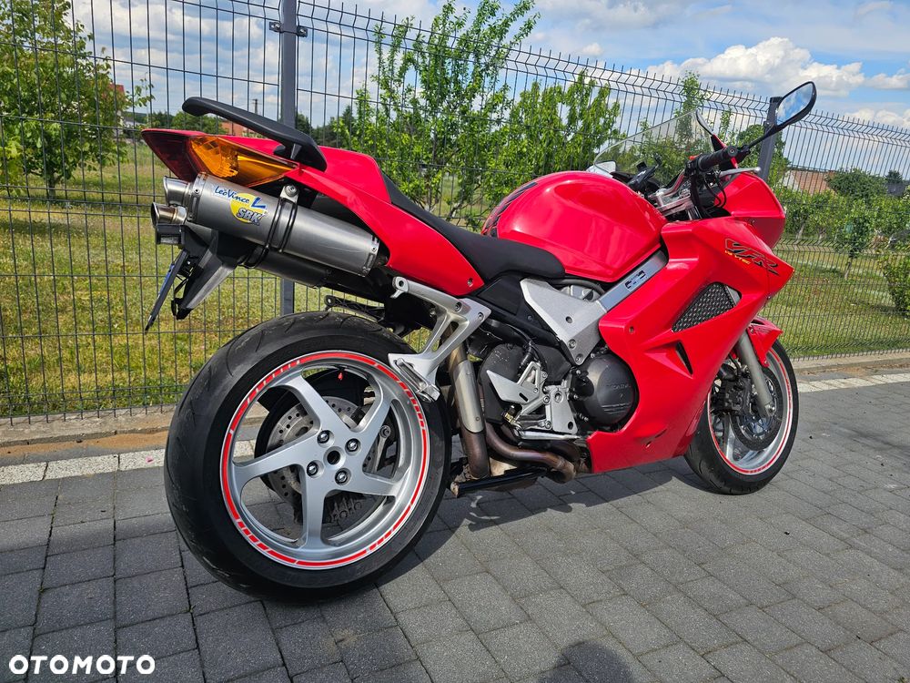 Honda VFR - 5