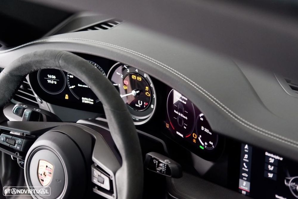 Porsche 911 (992) Carrera S PDK - 29