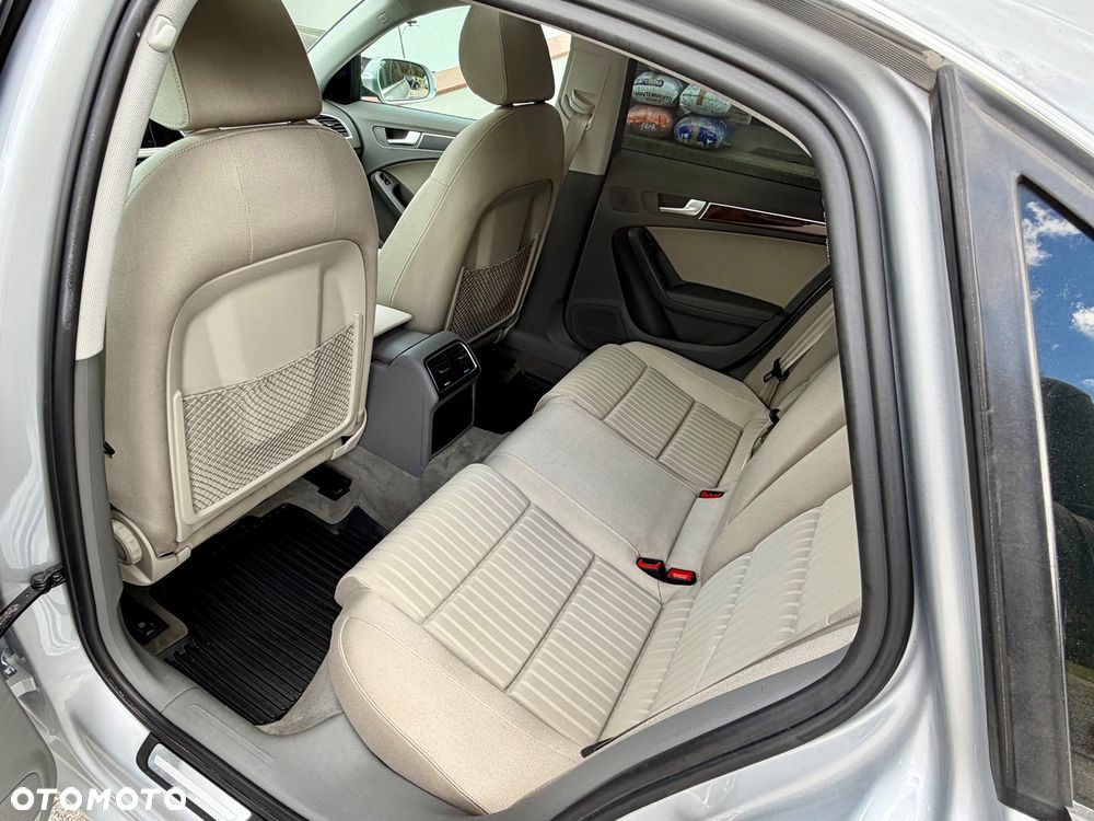 Audi A4 Limousine 1.8 TFSI multitronic Ambiente - 26