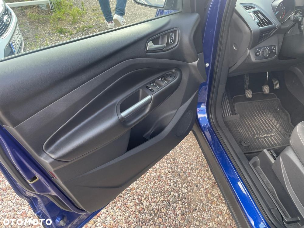 Ford Kuga - 15