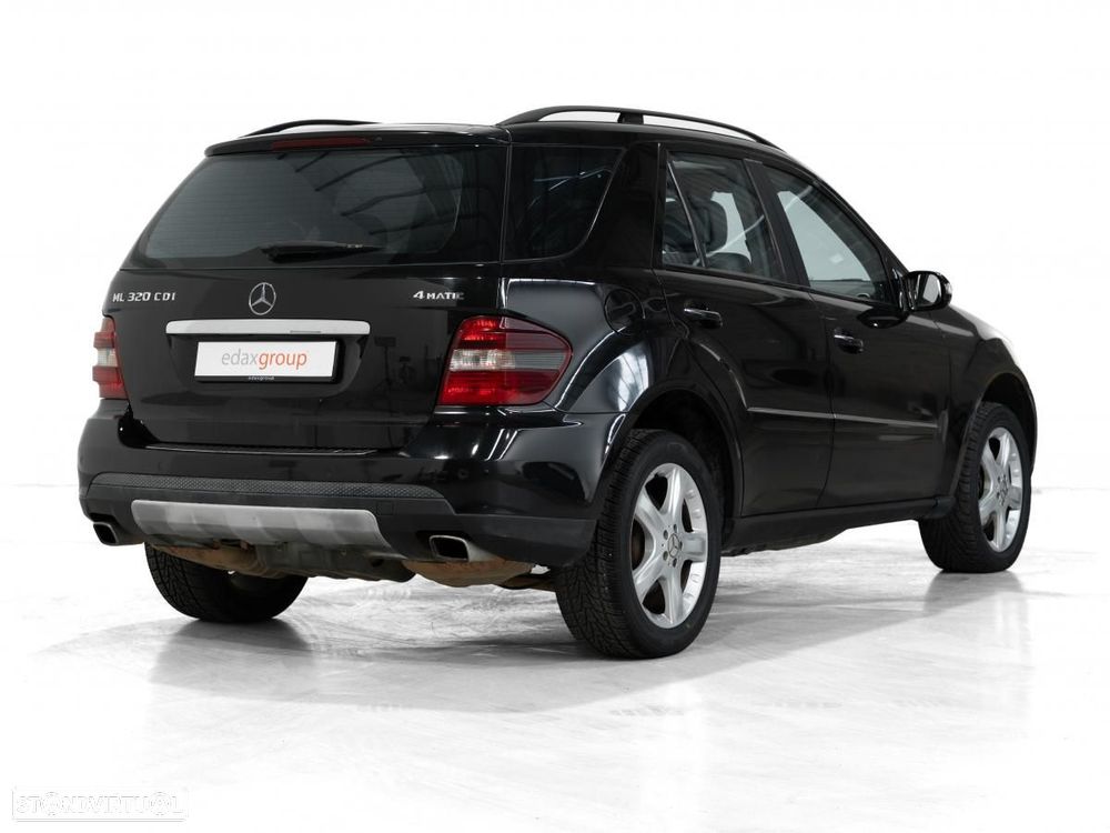 Mercedes-Benz ML 320 - 3