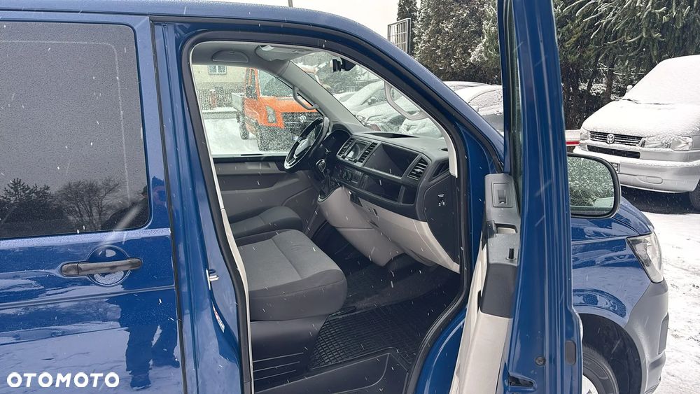 Volkswagen Transporter Kombi L1H1 DSG - 14