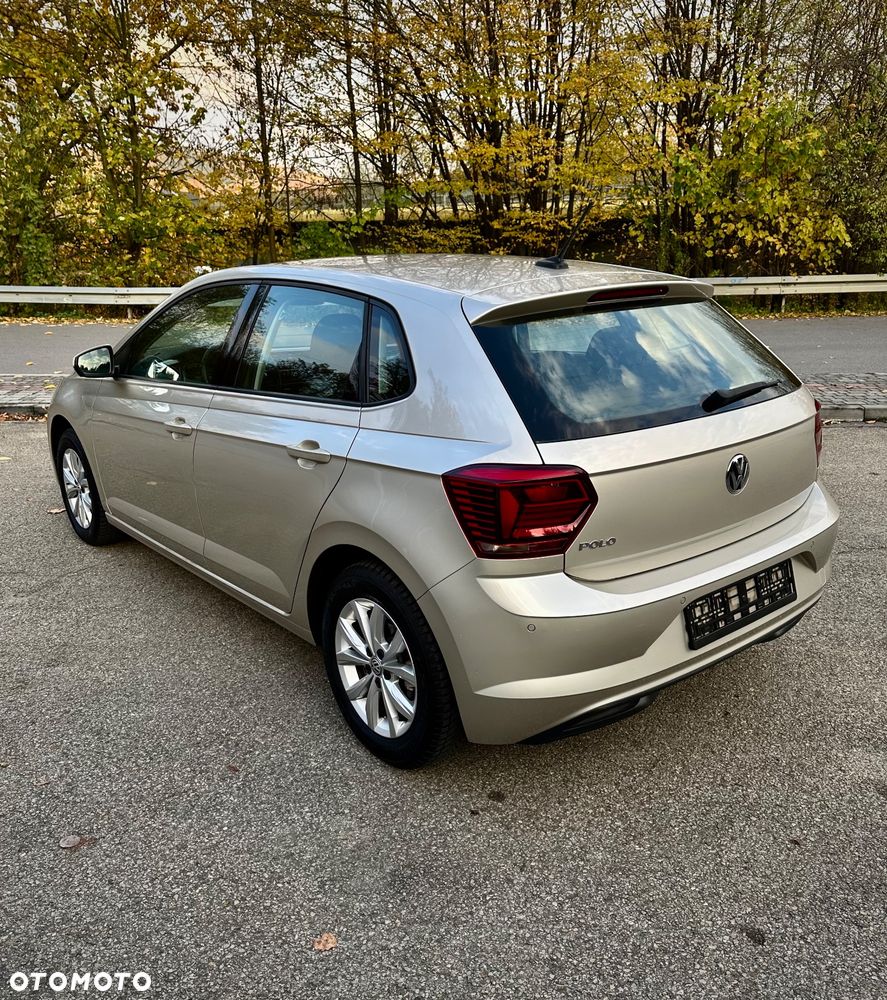 Volkswagen Polo - 8