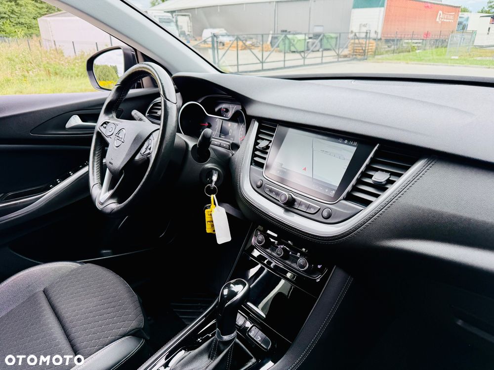 Opel Grandland X 1.2 Start/Stop Automatik Business INNOVATION - 11