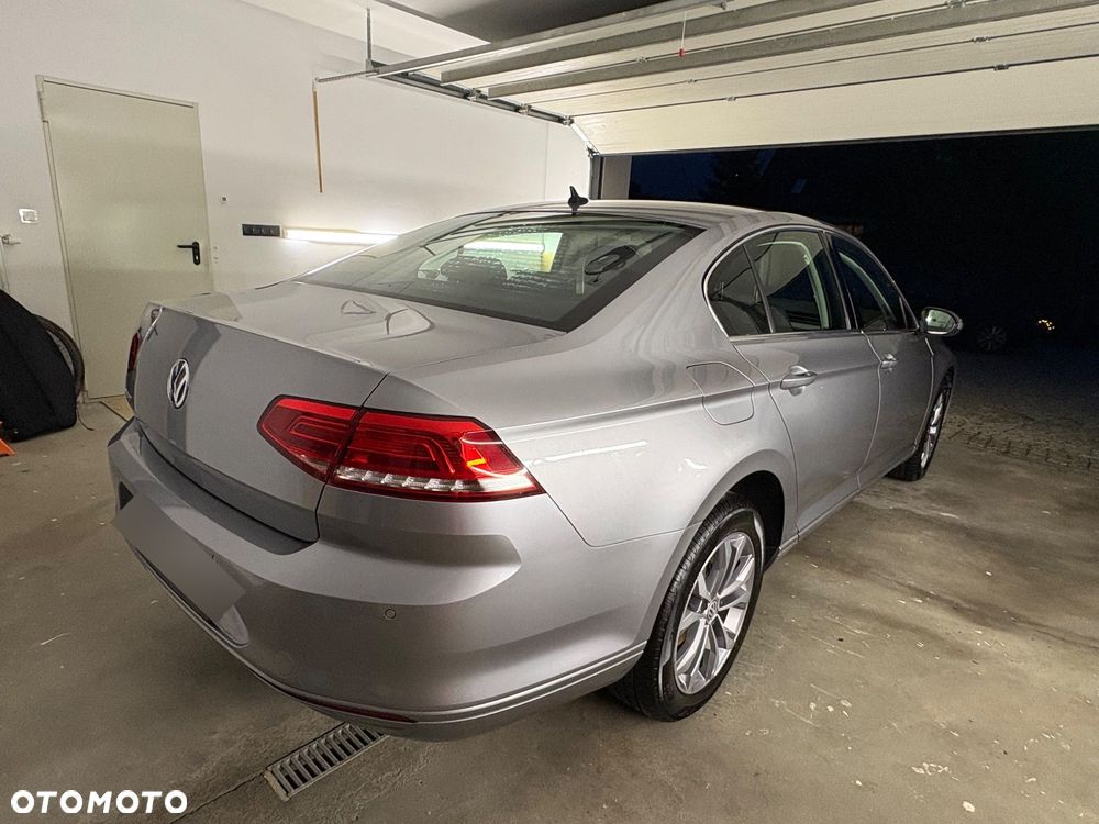 Volkswagen Passat 1.4 TSI BMT ACT Comfortline - 4