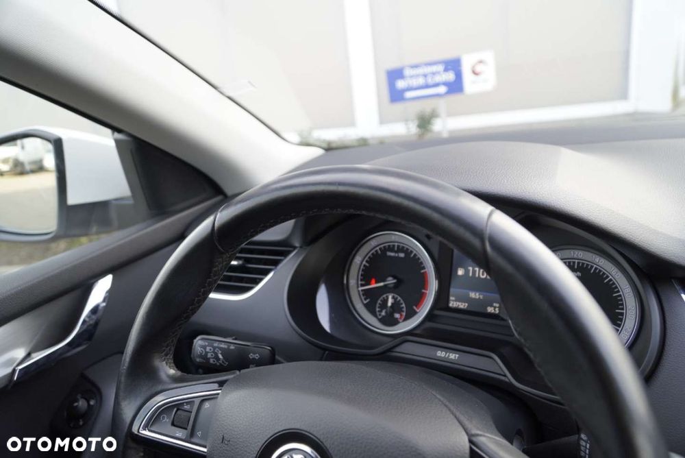 Skoda Octavia 1.5 TSI ACT DSG Ambition - 17