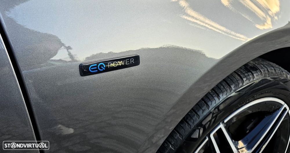 Mercedes-Benz A 250 e 8G-DCT AMG Line - 36