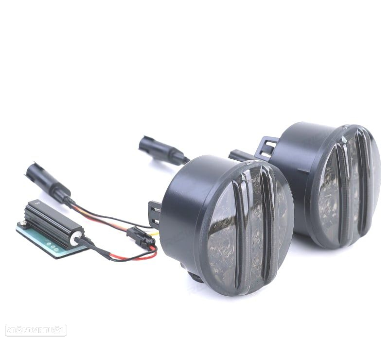 PISCAS DIANTEIROS PARA JEEP WRANGLER JK 07- LED PRETO FUMADO - 3
