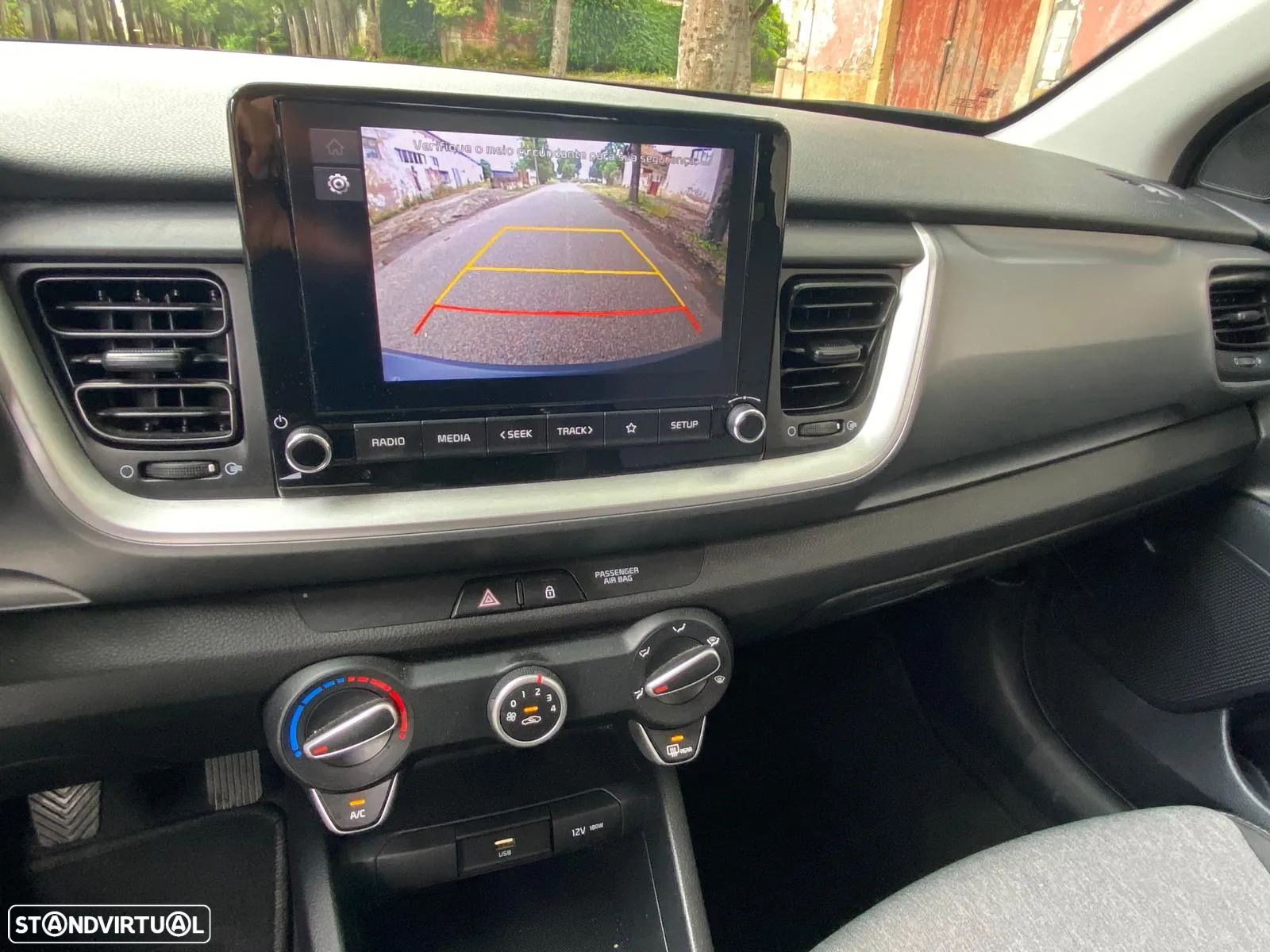Kia Stonic 1.2 Dynamic - 19