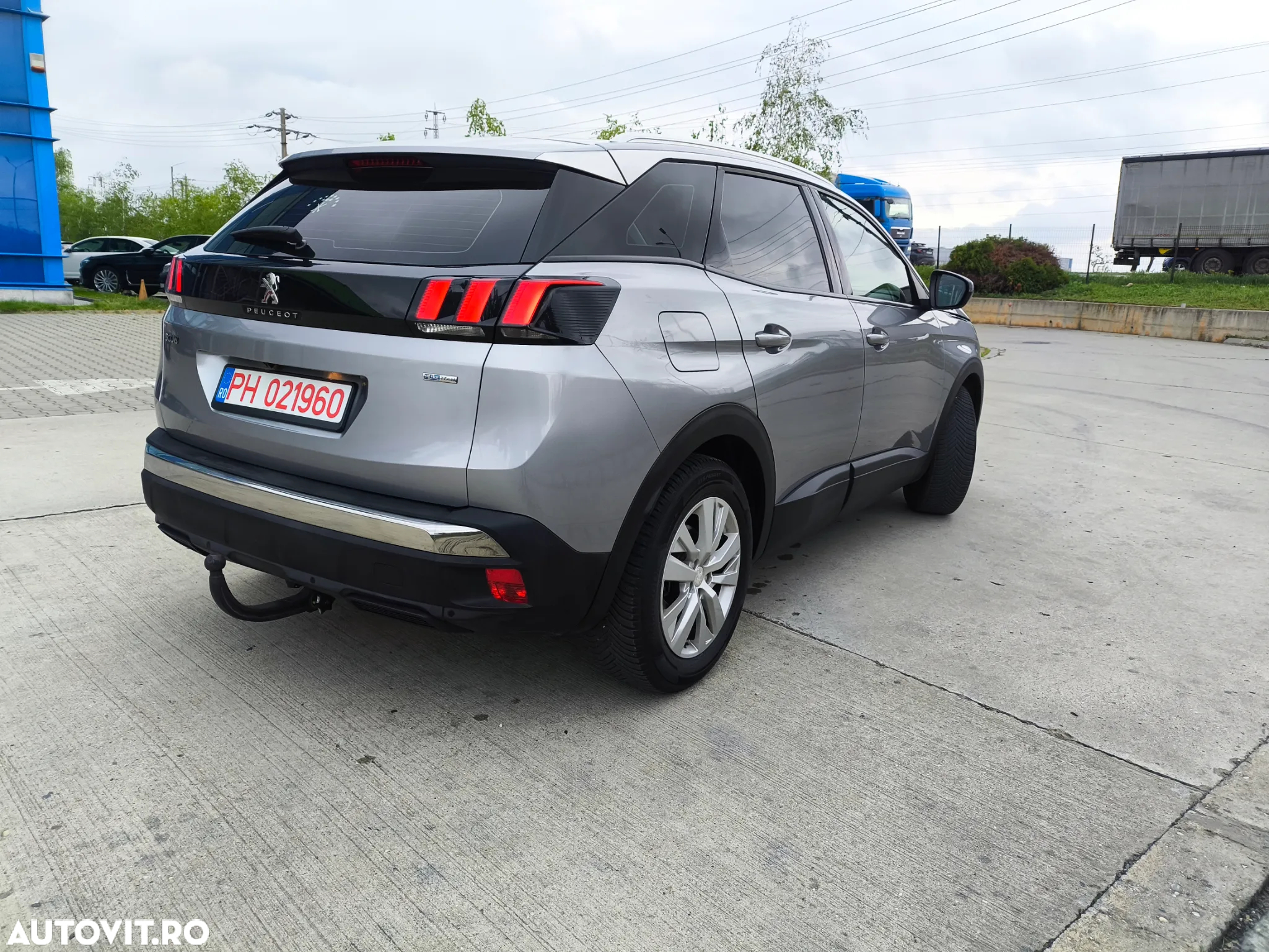 Peugeot 3008 1.2 PureTech 130 EAT8 Allure Pack - 4