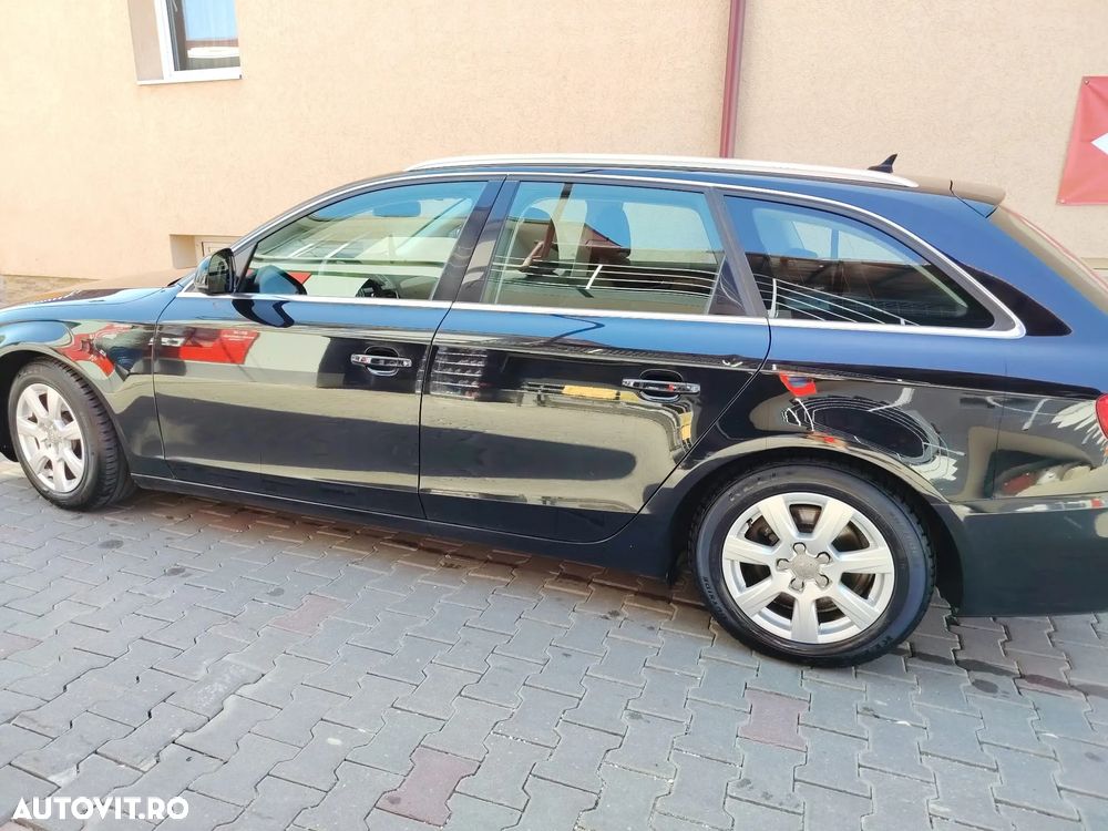 Audi A4 Avant 2.0 TDI - 11