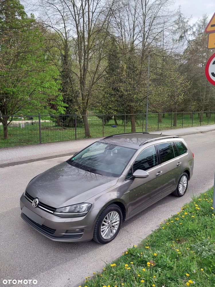 Volkswagen Golf 2.0 TDI (BlueMotion Technology) DSG Comfortline - 3