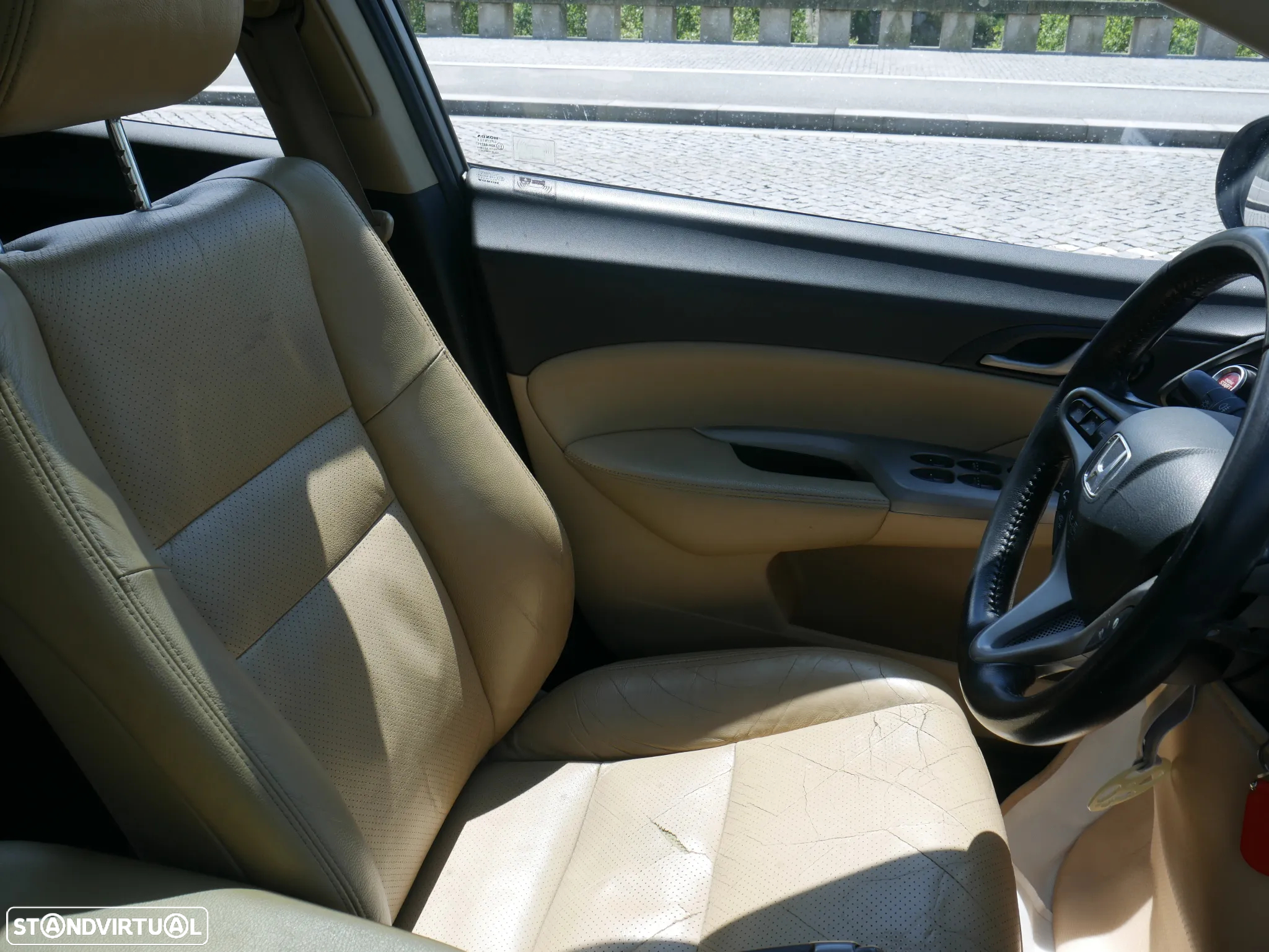 Honda Civic 1.8 Executive NAVI - 5