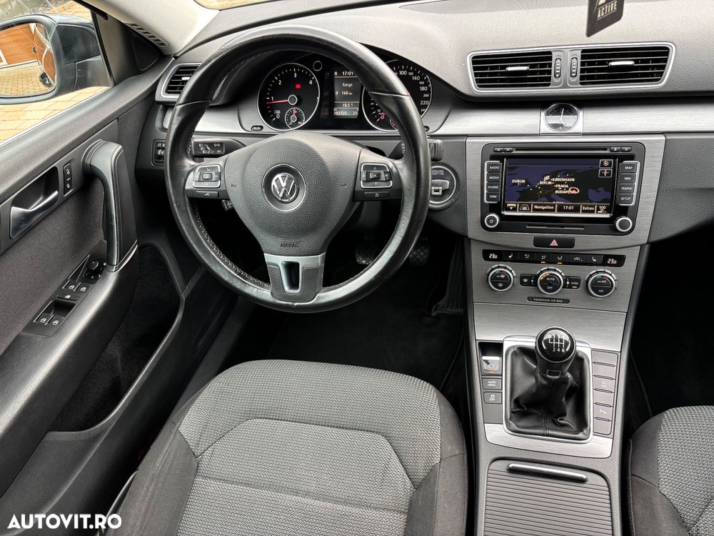 Volkswagen Passat 2.0 TDI BlueMotion Technology DPF Comfortline - 20