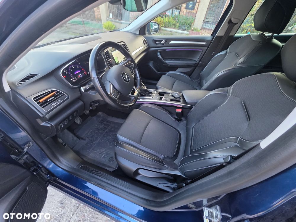 Renault Megane 1.5 Blue dCi Intens - 10