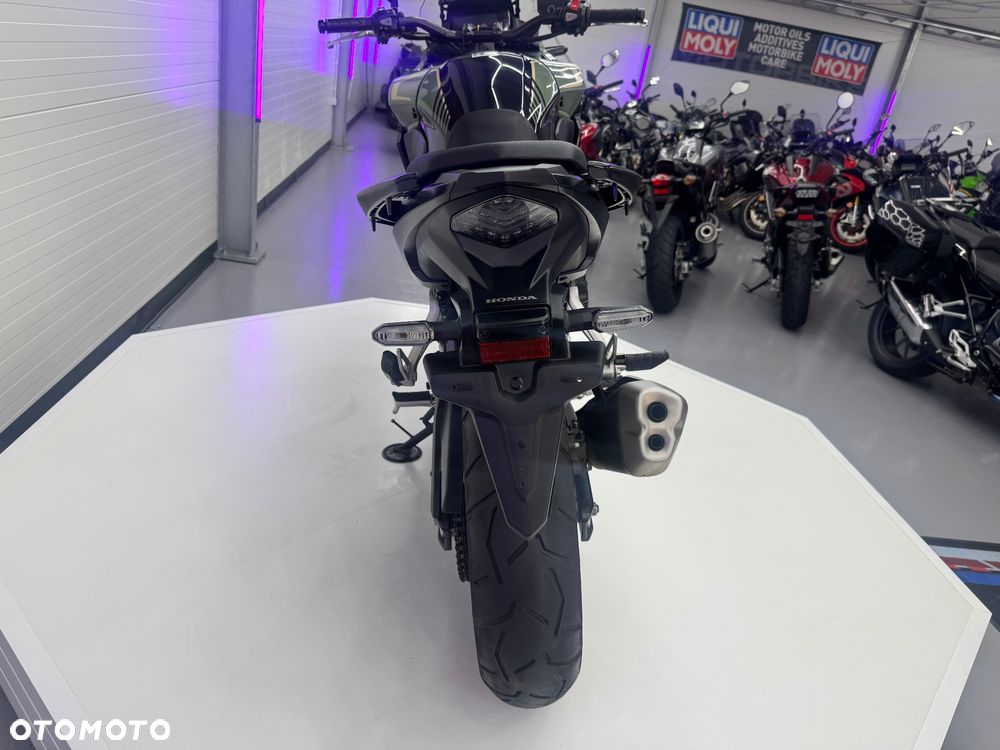 Honda CB - 34