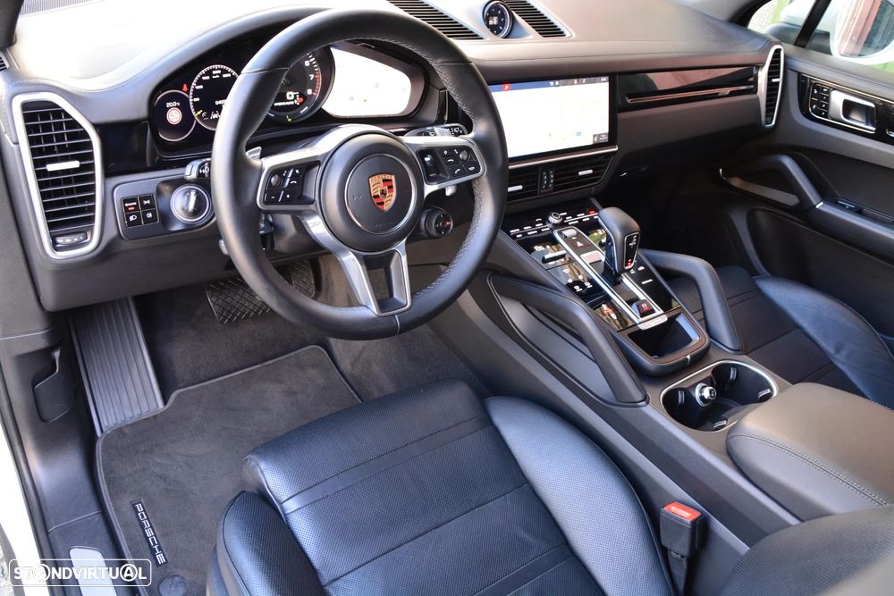 Porsche Cayenne E-Hybrid - 29