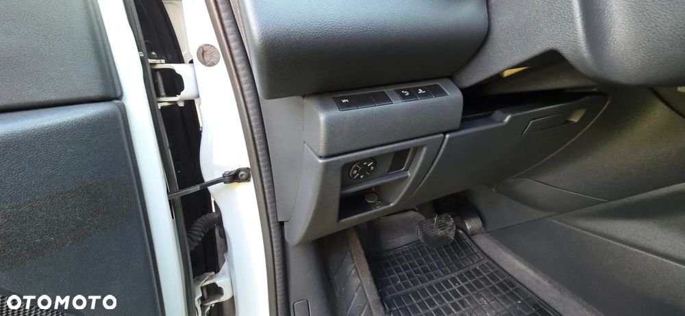 Peugeot 5008 2.0 HDi Allure - 29