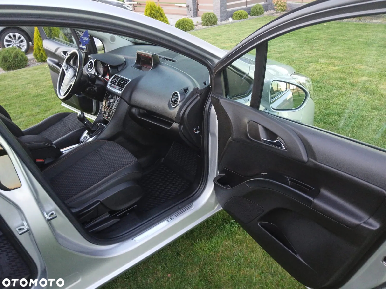 Opel Meriva 1.4 Innovation - 26
