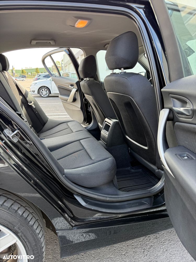 BMW Seria 1 116i Aut. Sport Line - 9