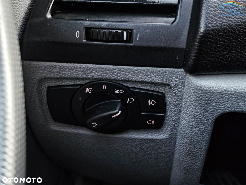 BMW Seria 1 123d DPF Edition Sport - 29
