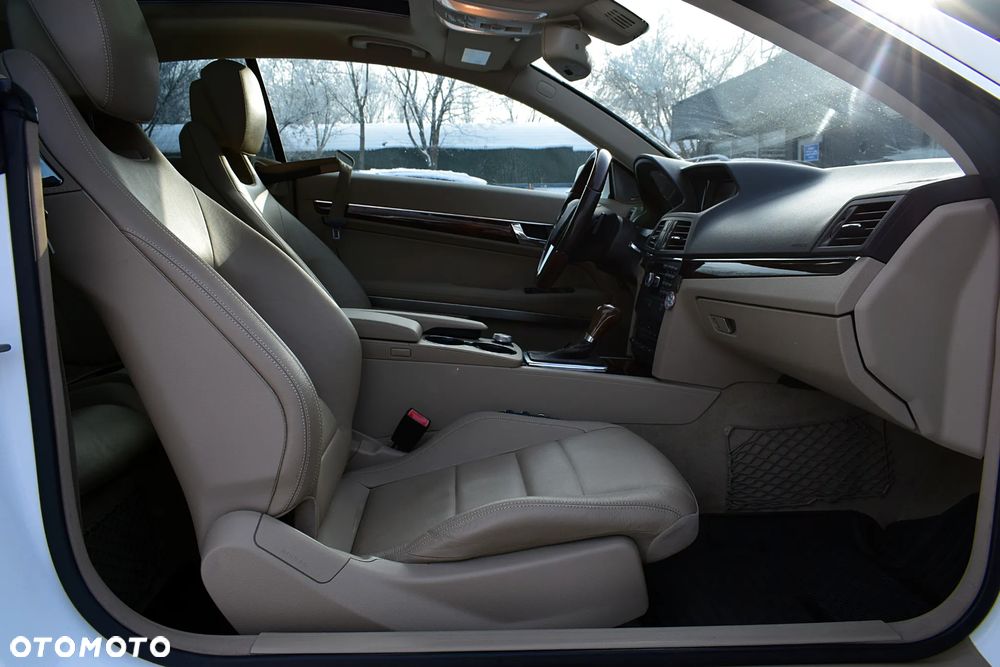 Mercedes-Benz Klasa E 350 4-Matic - 8