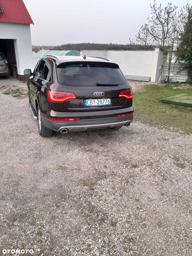 Audi Q7 - 7