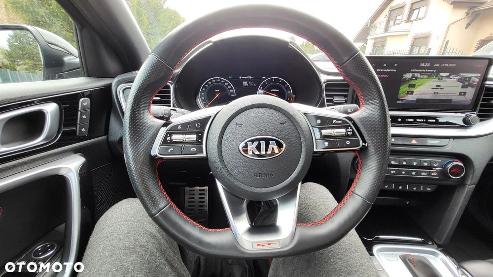 Kia Ceed - 9