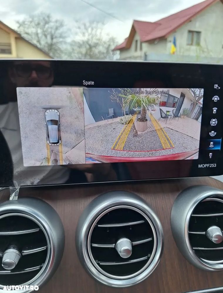 Mercedes-Benz GLC - 22