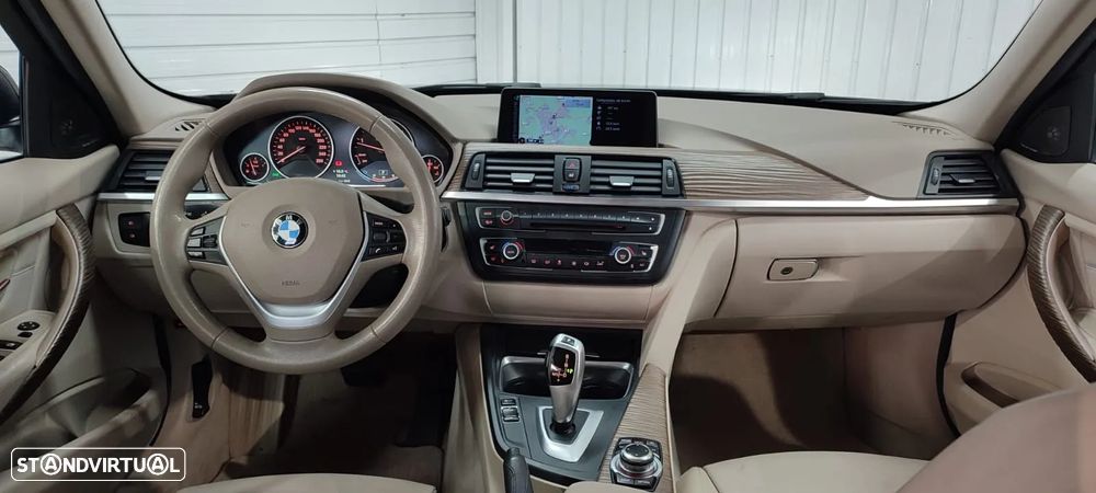 BMW 320 d Touring Aut. Sport Line - 24