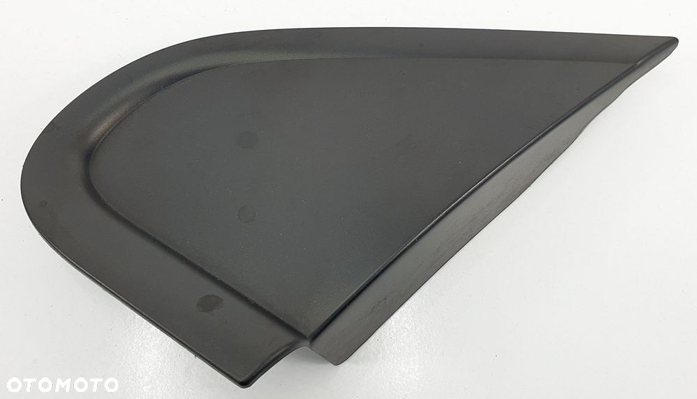 TRÓJKĄT OSŁONA BŁOTNIKA LEWA MERCEDES VANEO W414 - 1